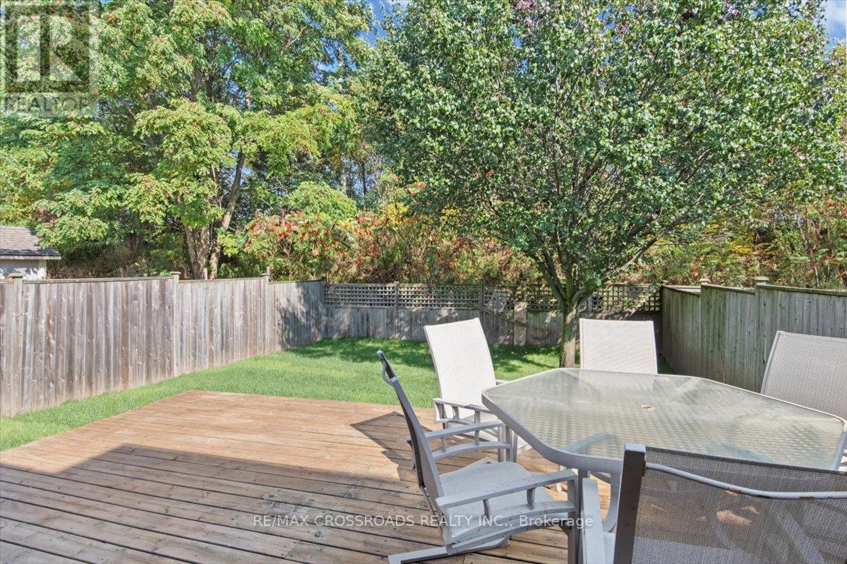 125 LADY MAY DR