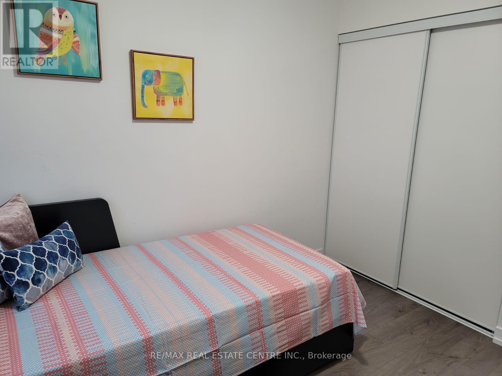#512 -1555 KINGSTON RD, #512