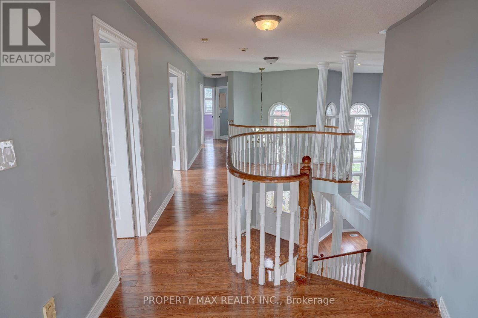 2357 SOUTHCOTT RD