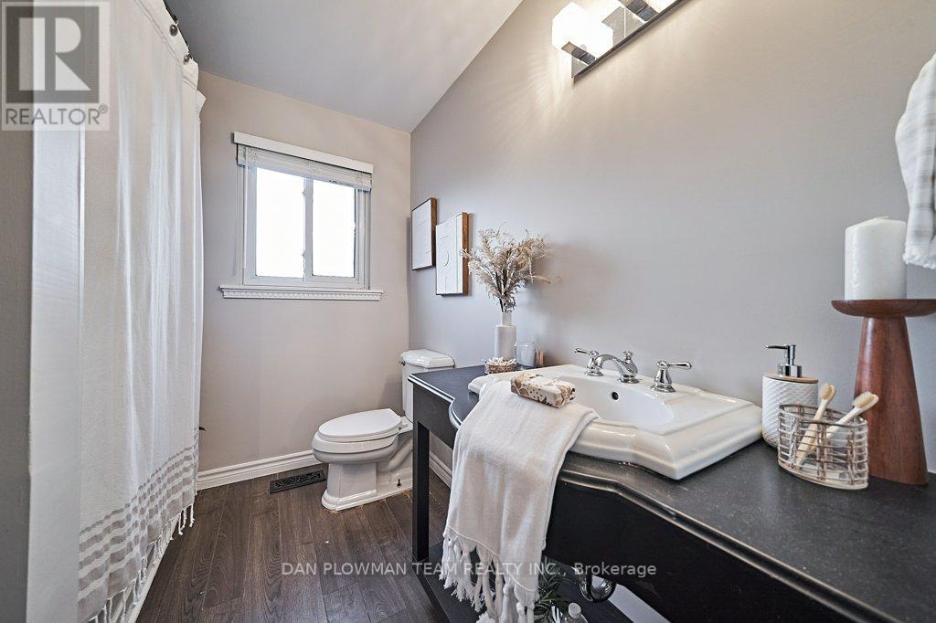 714 PICKERING BEACH RD