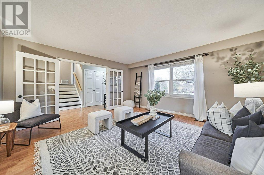 714 PICKERING BEACH RD