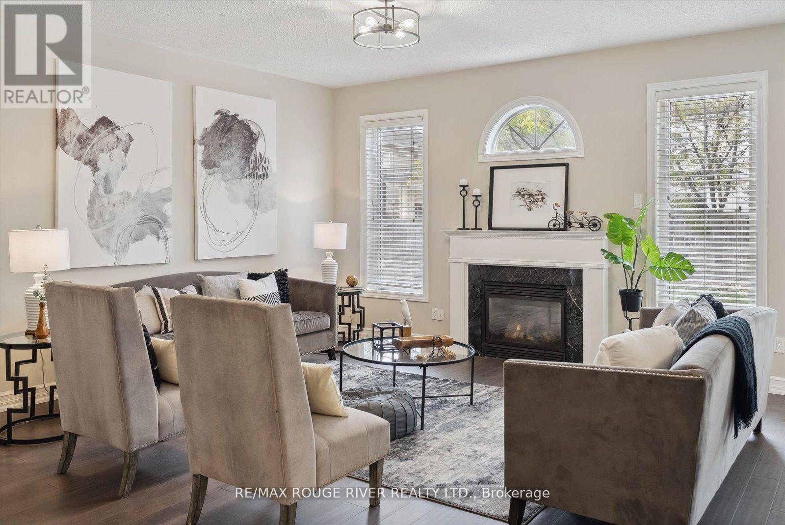 43 HAWSTEAD CRES
