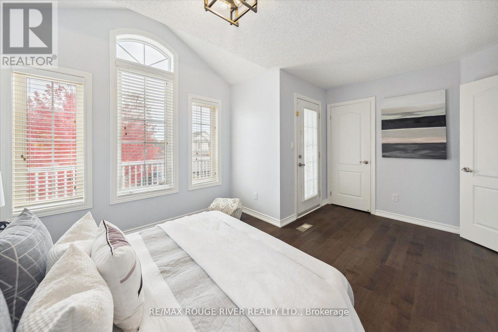 43 HAWSTEAD CRES