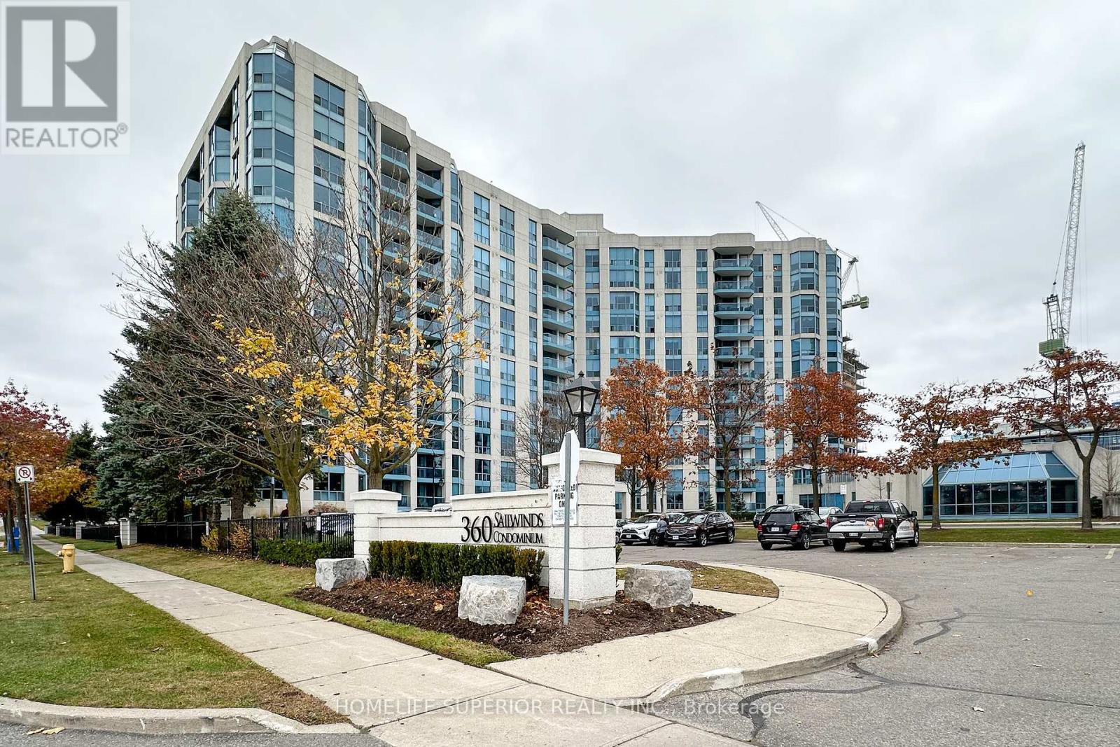 #903 -360 WATSON ST W, #903