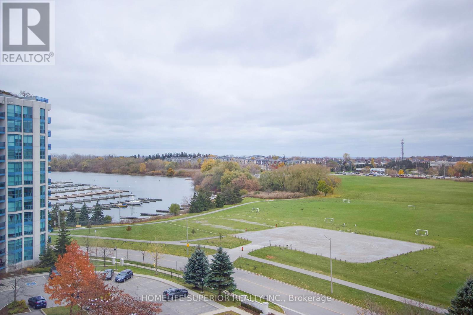 #903 -360 WATSON ST W, #903