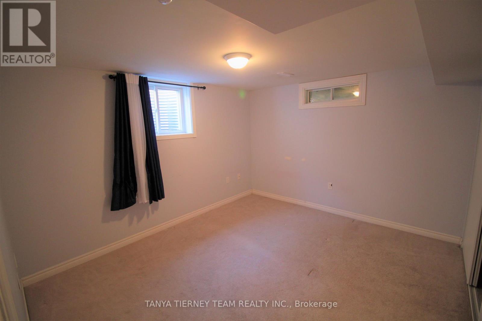 86 CALAIS ST