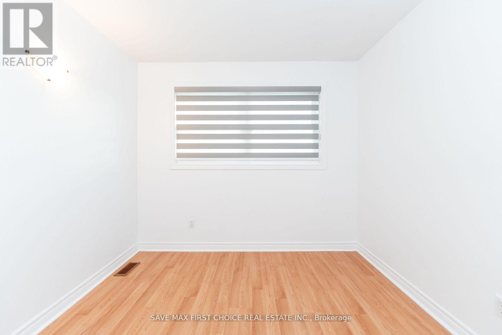 180 COLUMBUS RD W