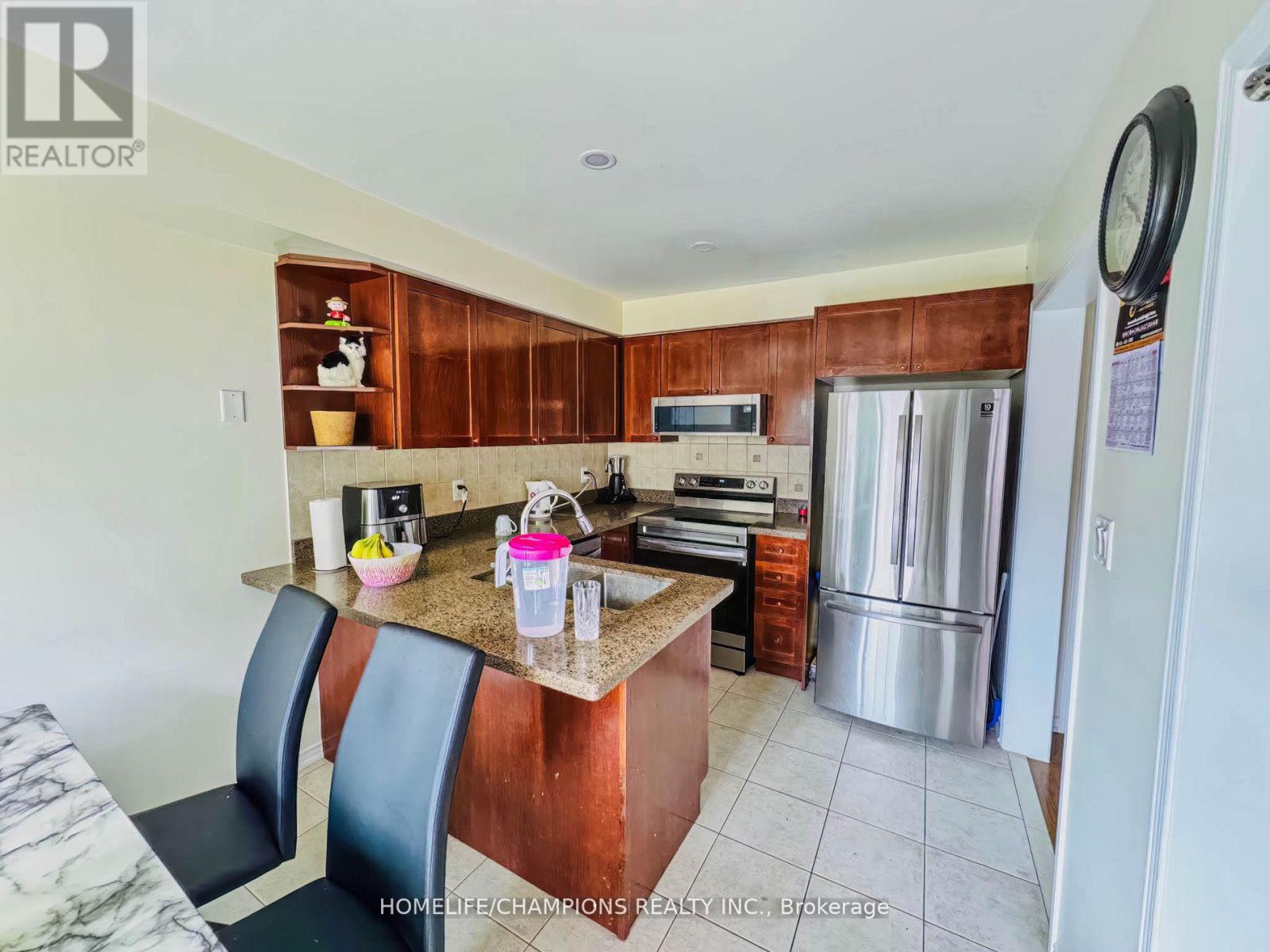 86 CARPENDALE CRES E