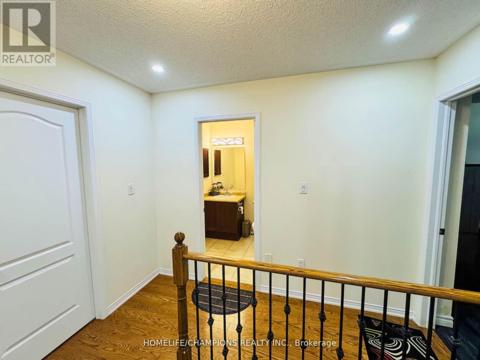 86 CARPENDALE CRES E