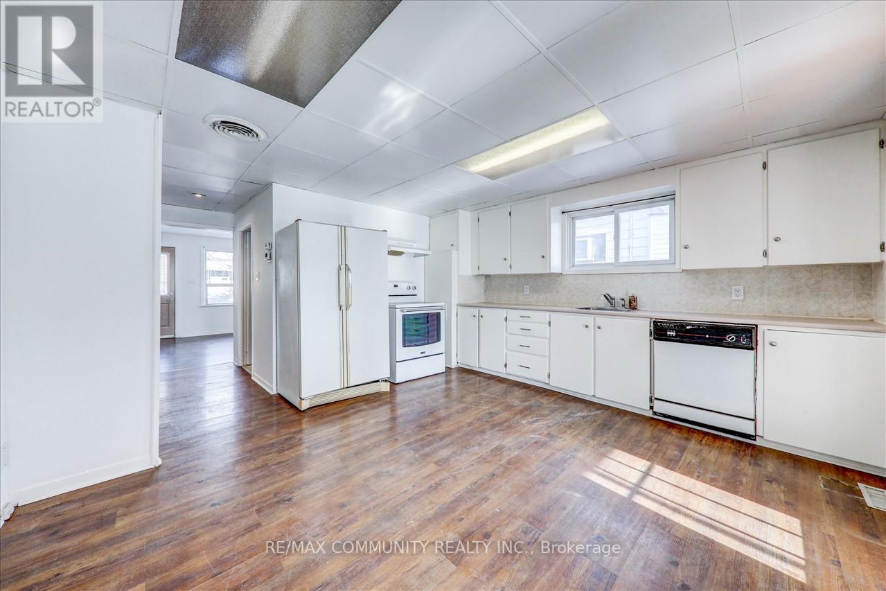 27 GEORGE ST