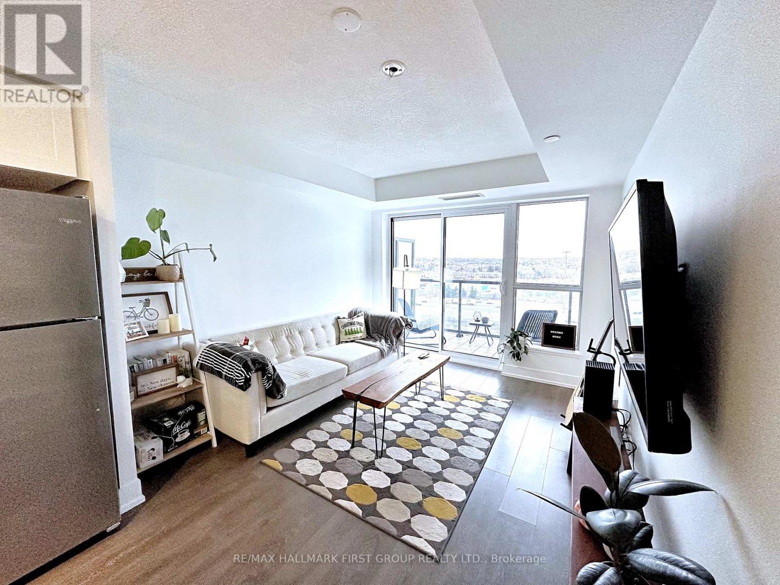 #1001 -1255 BAYLY ST, #1001