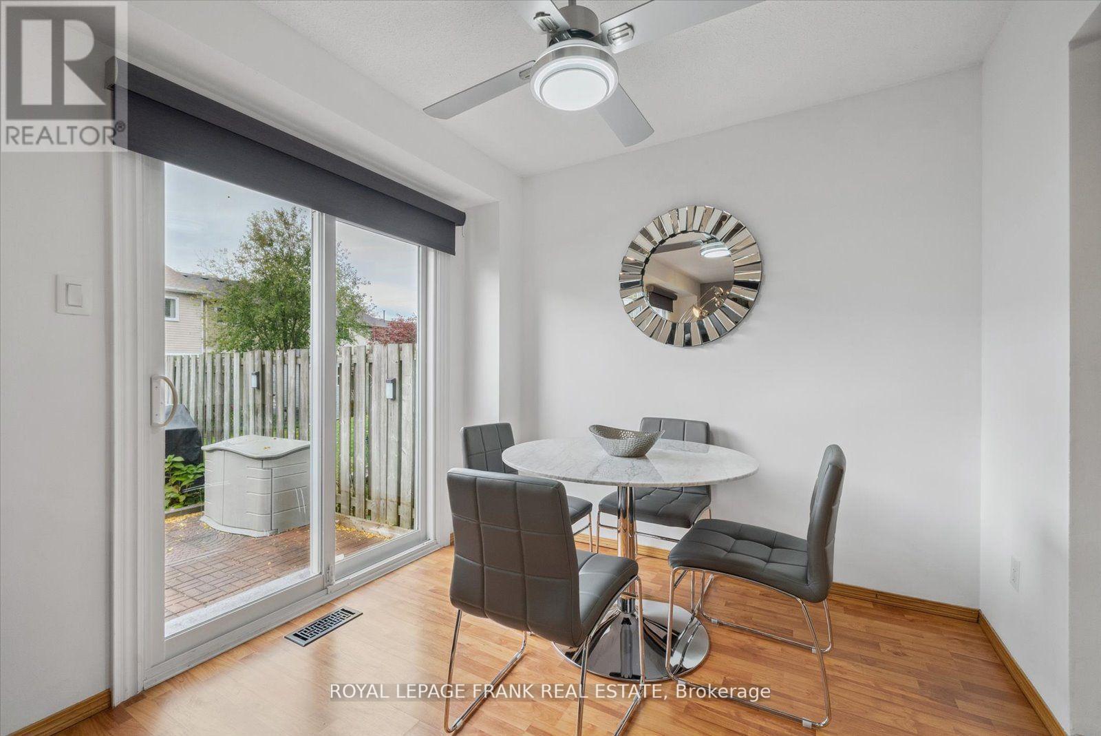 5 GREENFIELD CRES