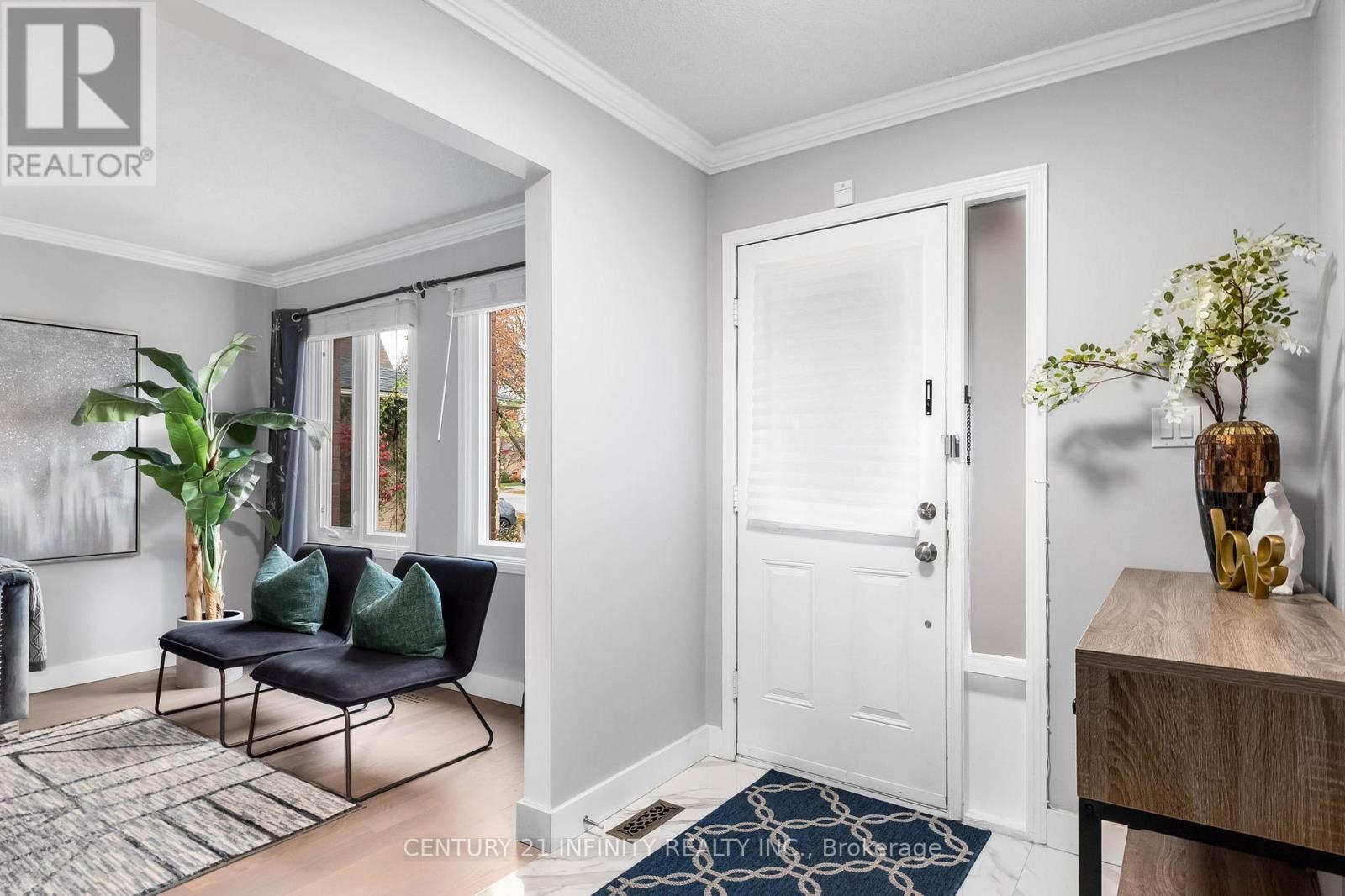 103 RAVENSCROFT RD