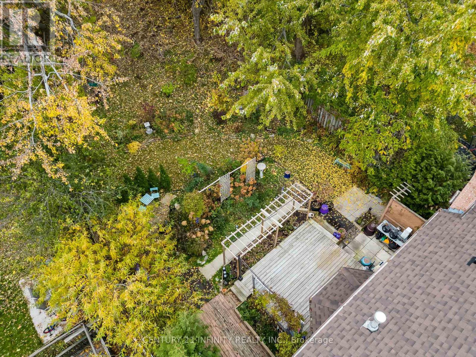 103 RAVENSCROFT RD