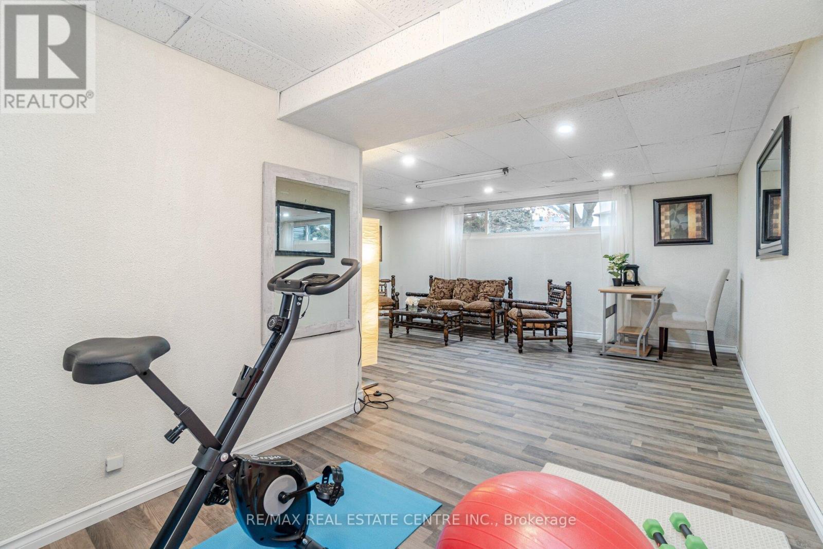 54 GREGORY RD