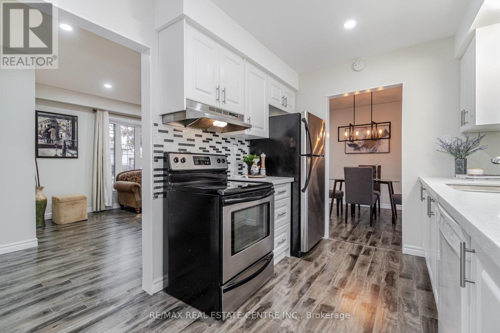 54 GREGORY RD