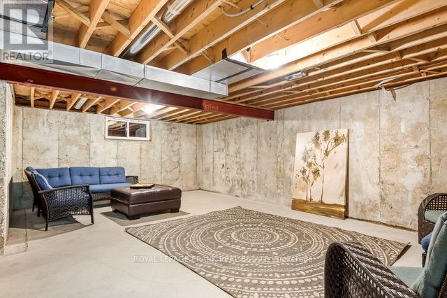 308 CHESTNUT ST W