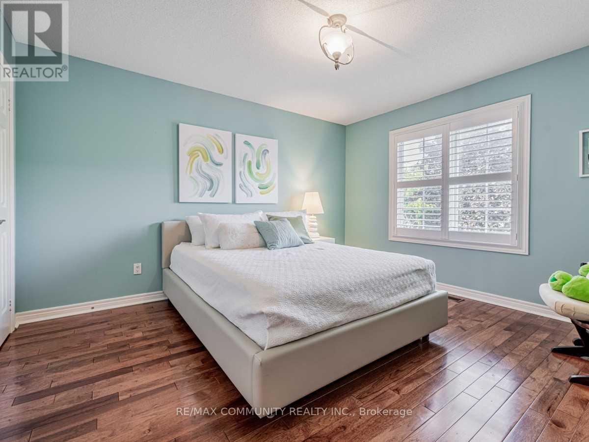 49 ROBERSON DR