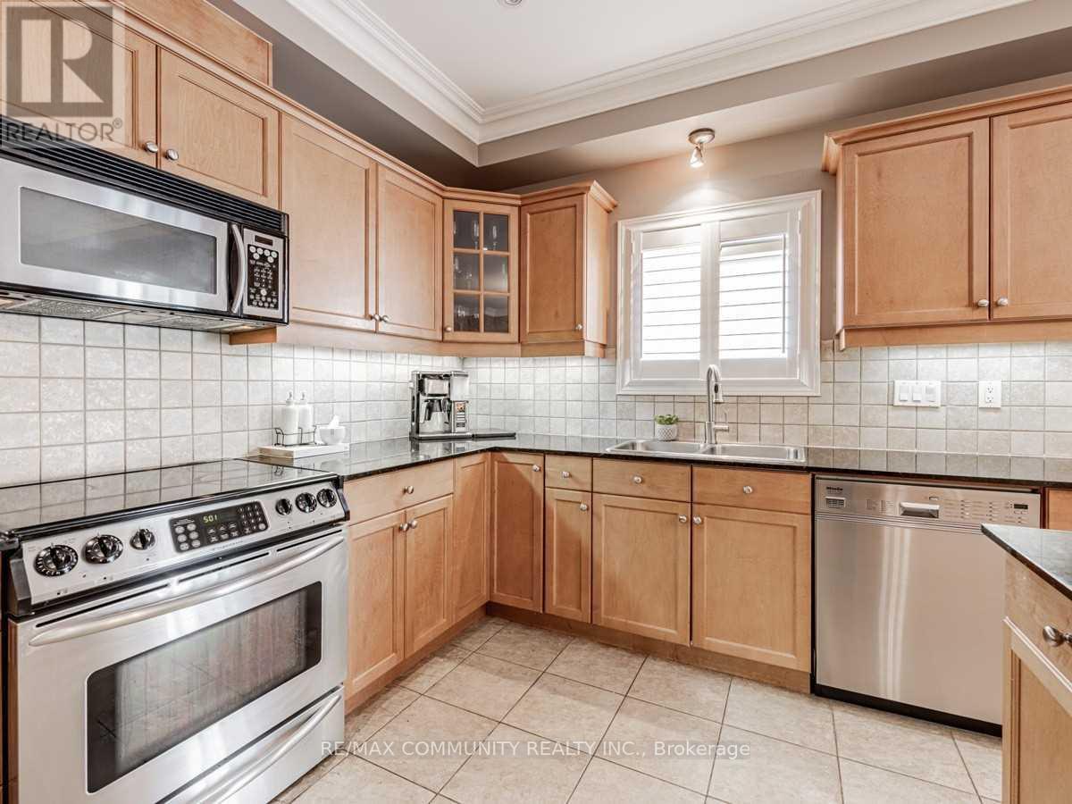 49 ROBERSON DR