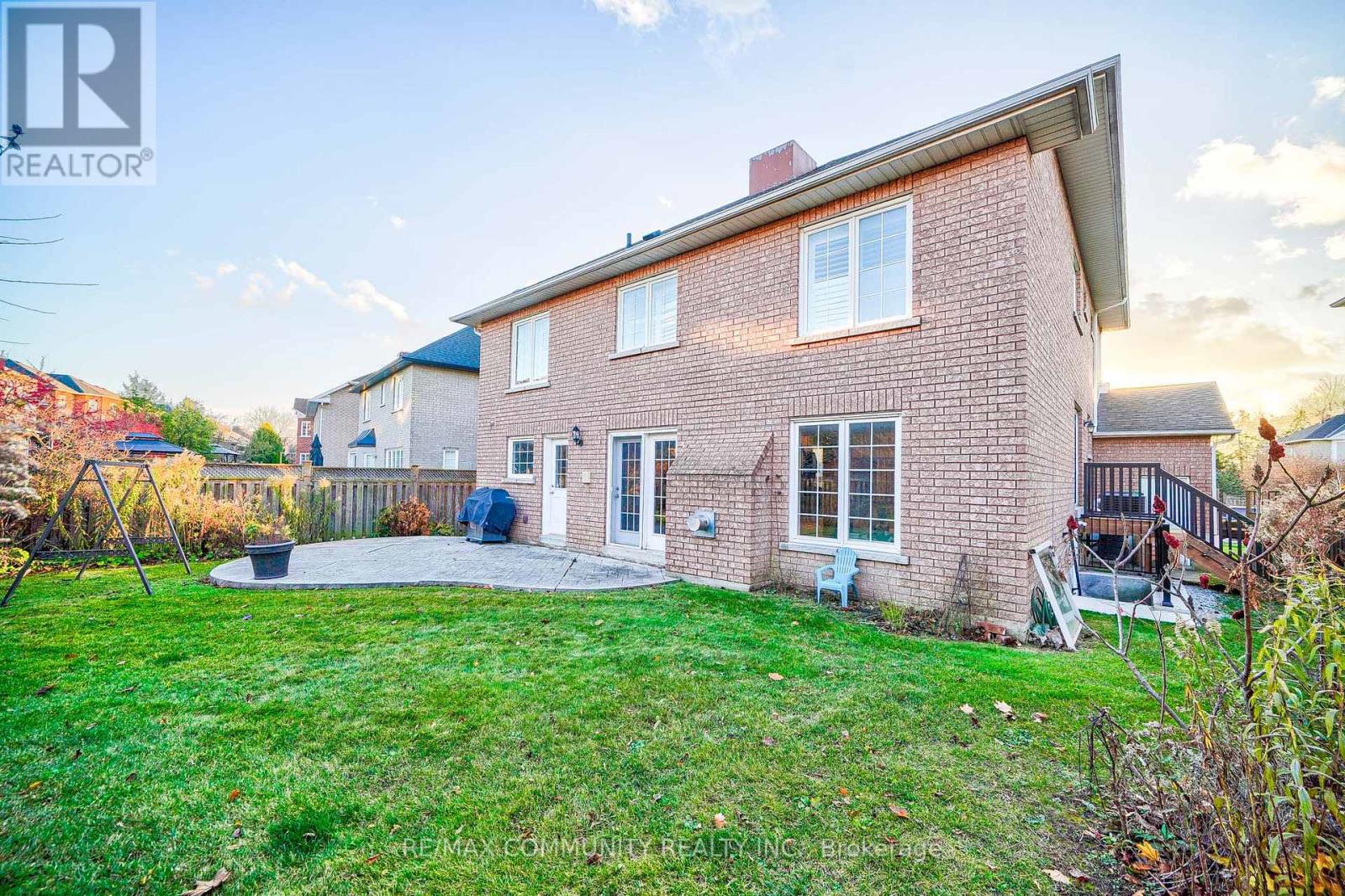 49 ROBERSON DR