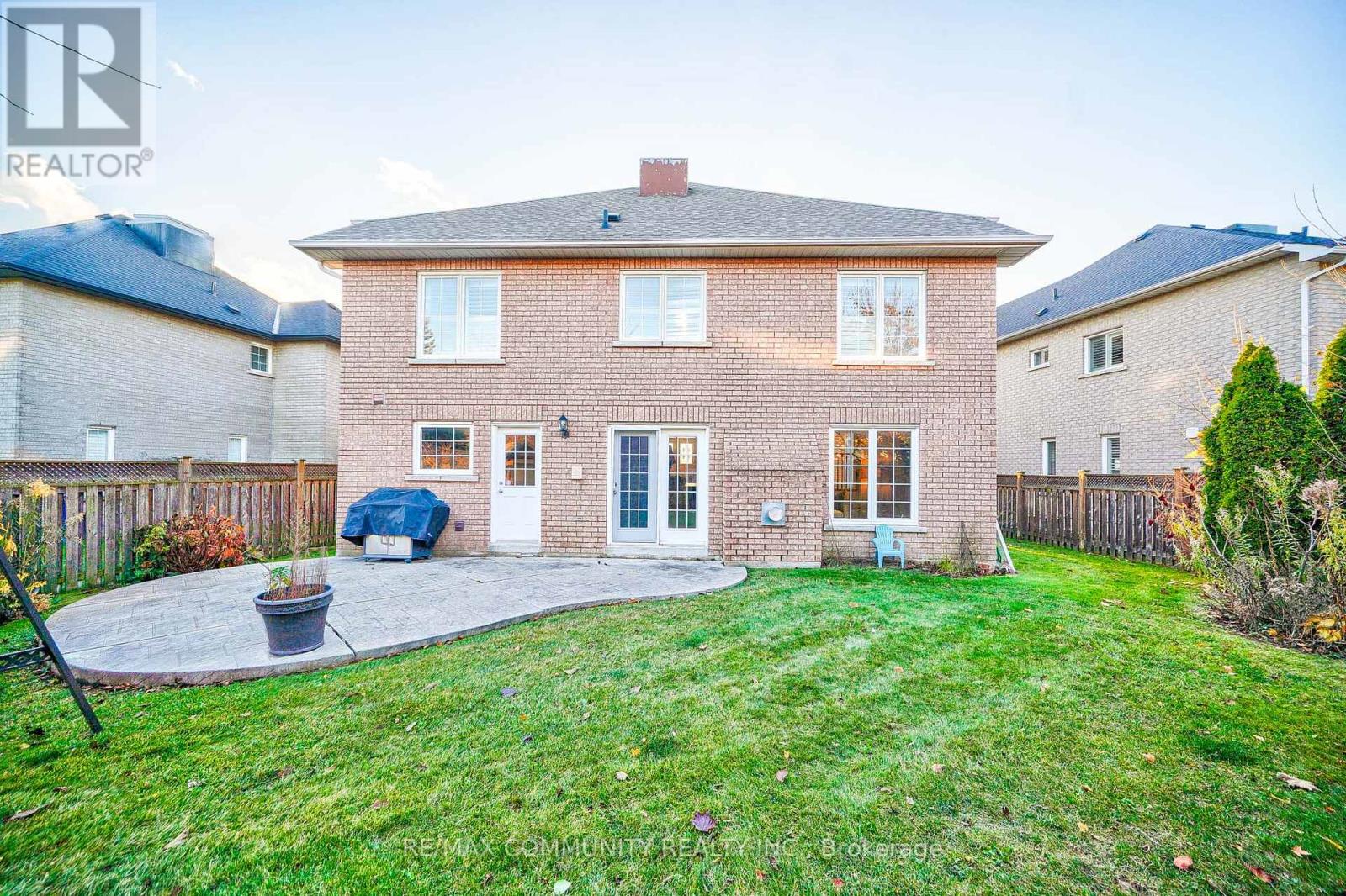 49 ROBERSON DR
