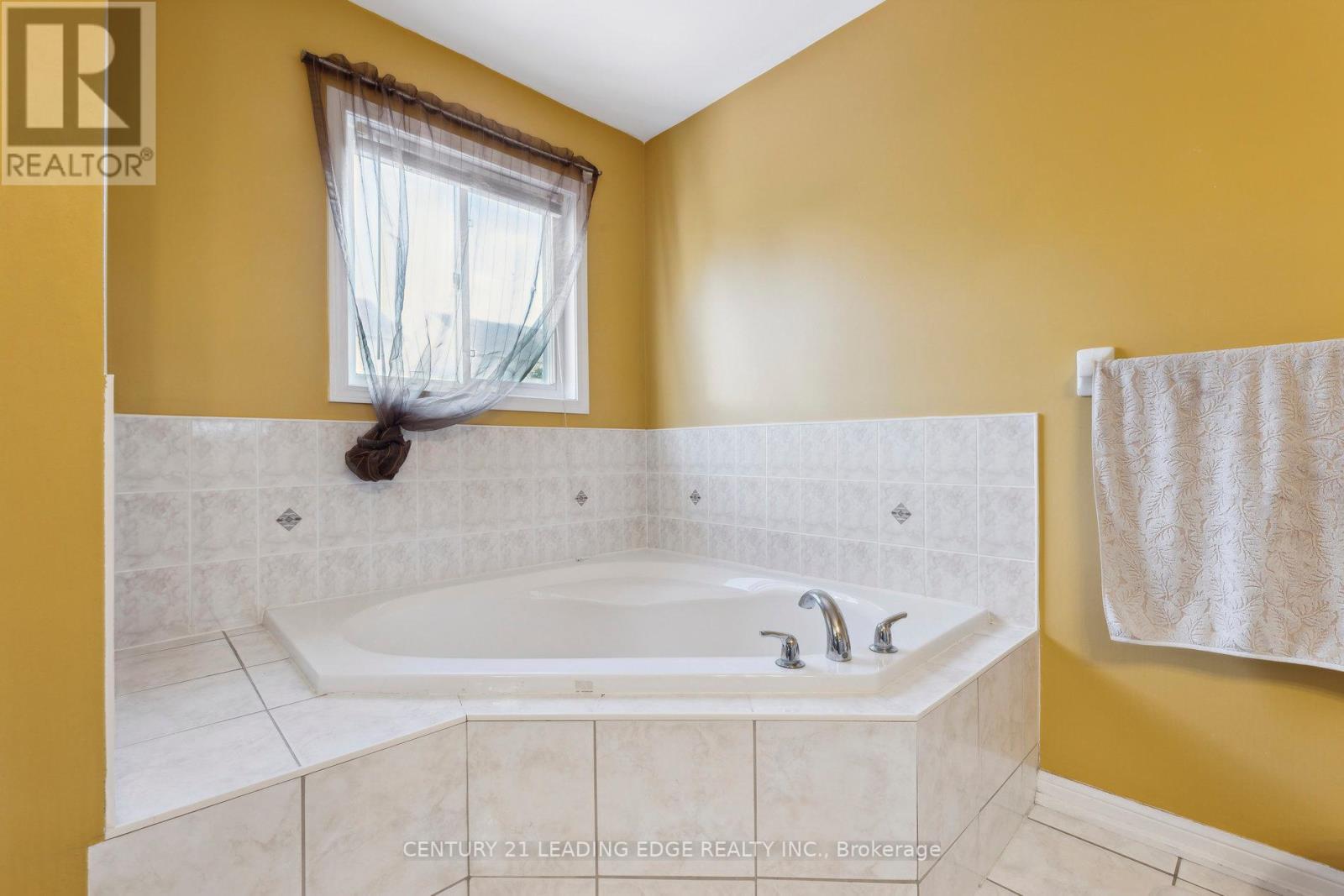138 KIRKLAND PL