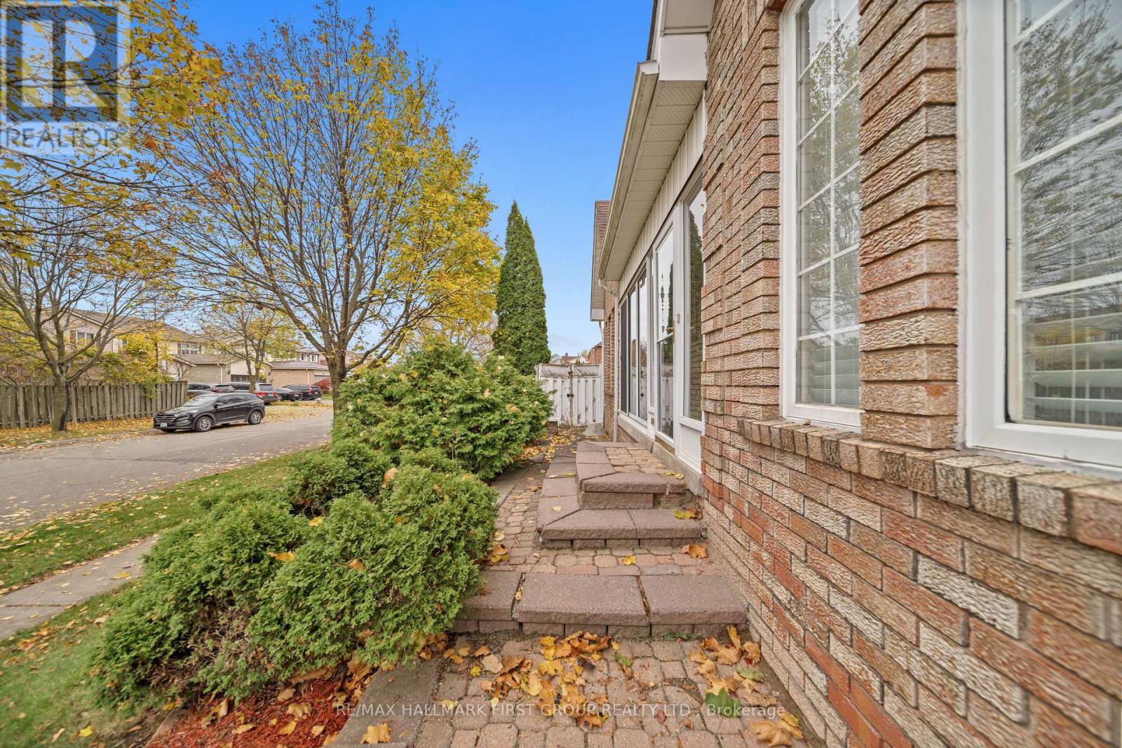 21 DORIC ST