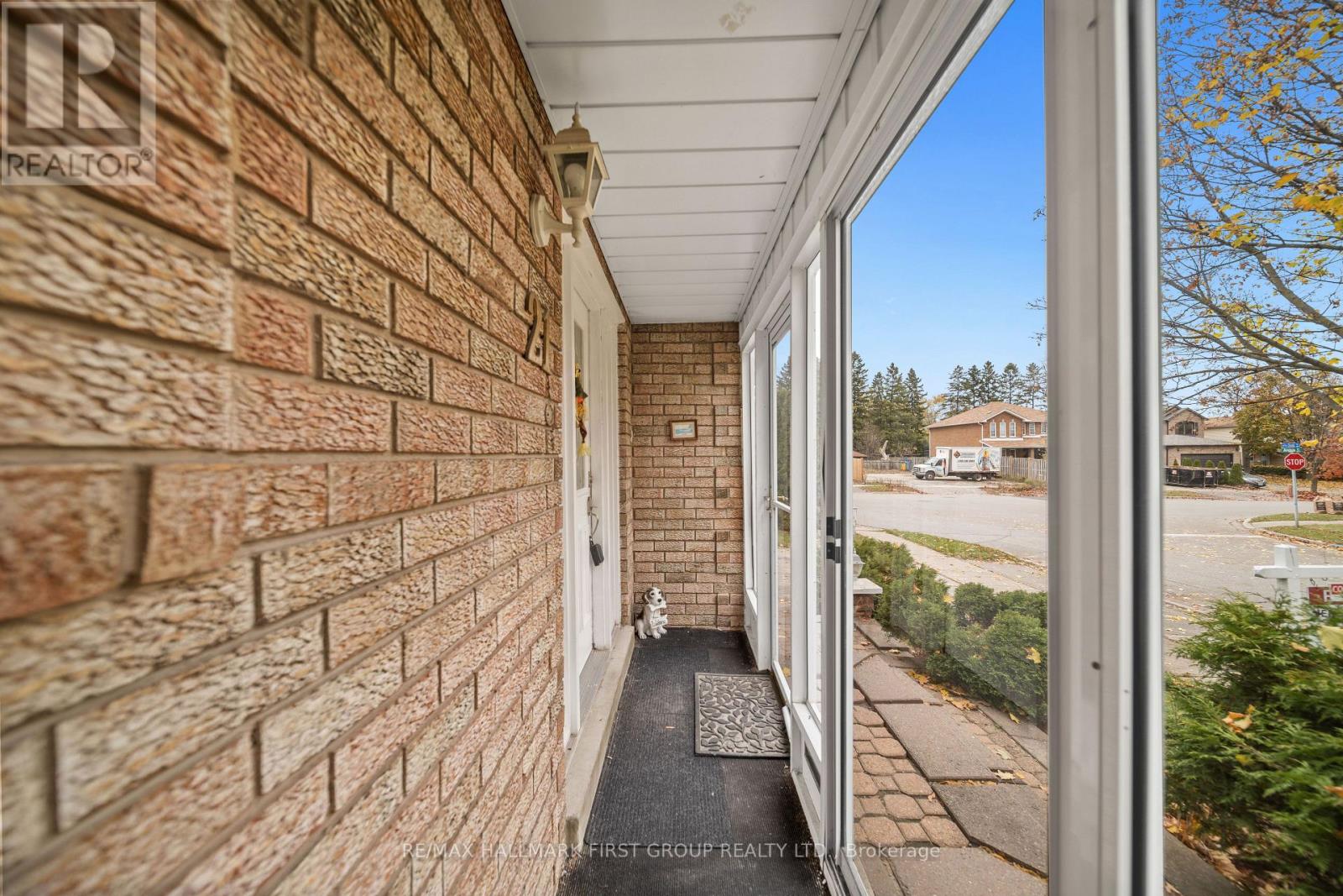 21 DORIC ST