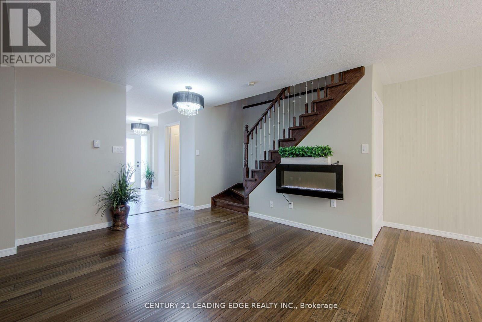 66 HUBBELL DR