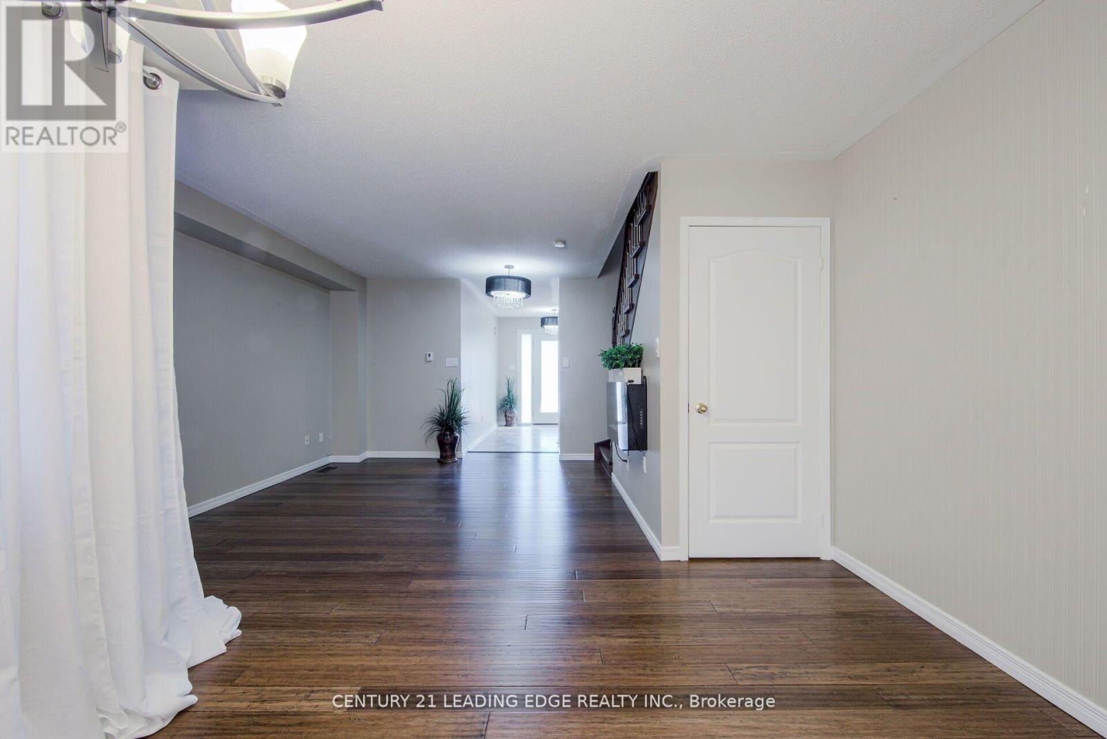 66 HUBBELL DR