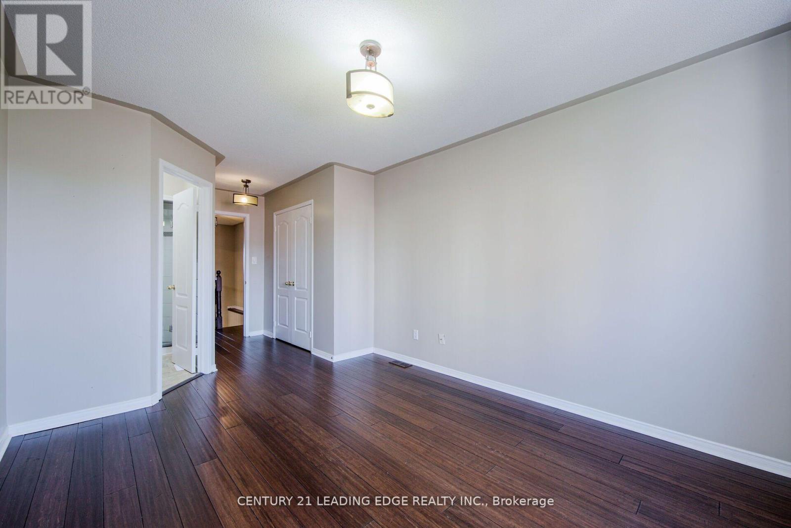 66 HUBBELL DR