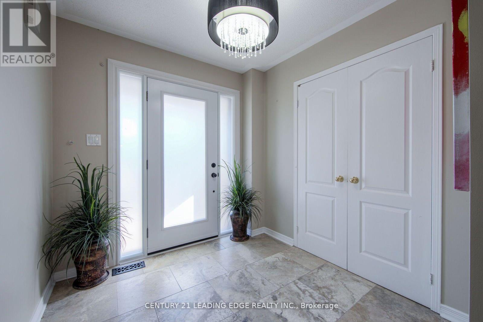 66 HUBBELL DR