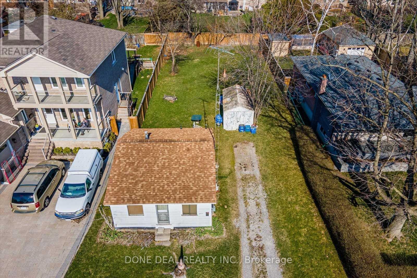 813 FAIRVIEW AVE
