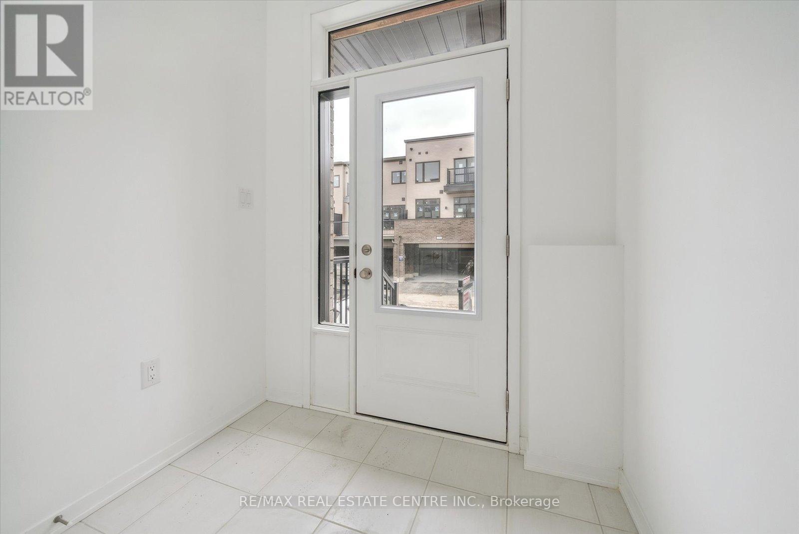 755 STANSTEAD PATH