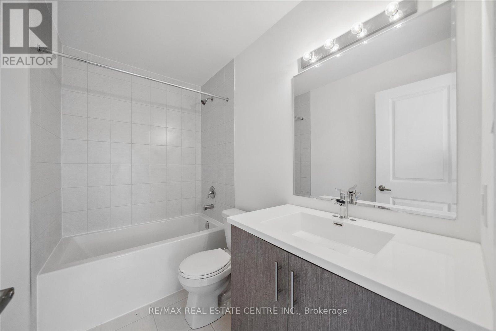 755 STANSTEAD PATH