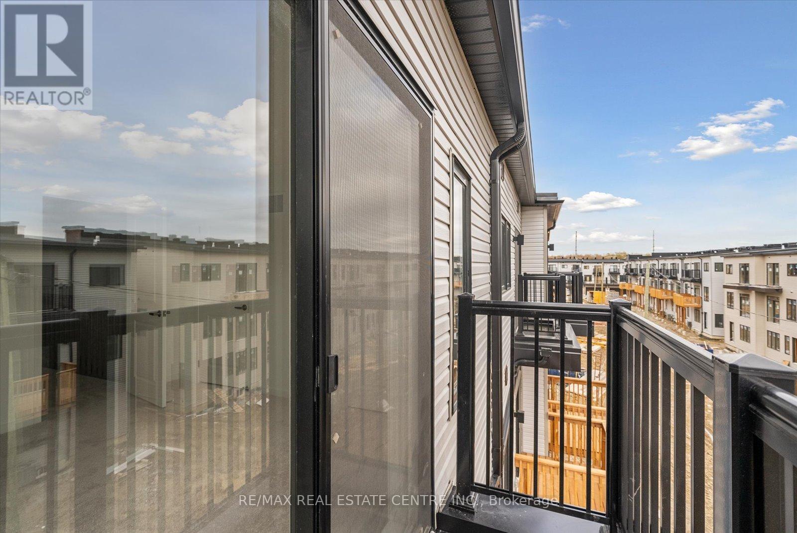 755 STANSTEAD PATH