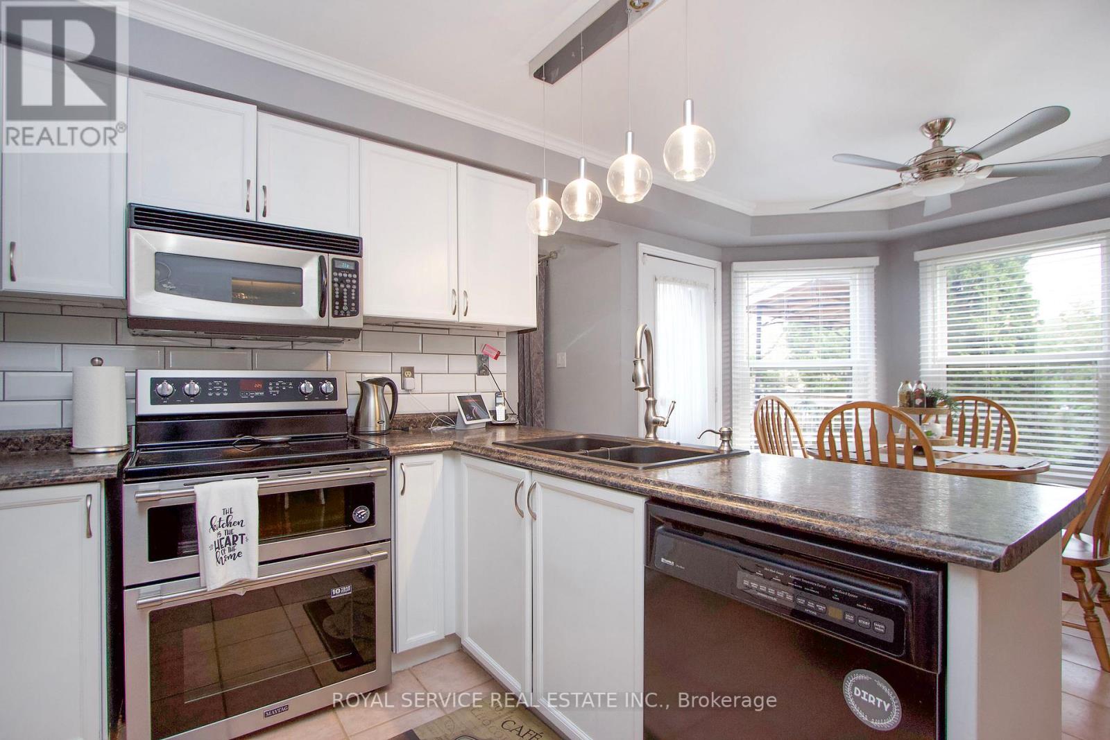 909 KINGSLEY CRT