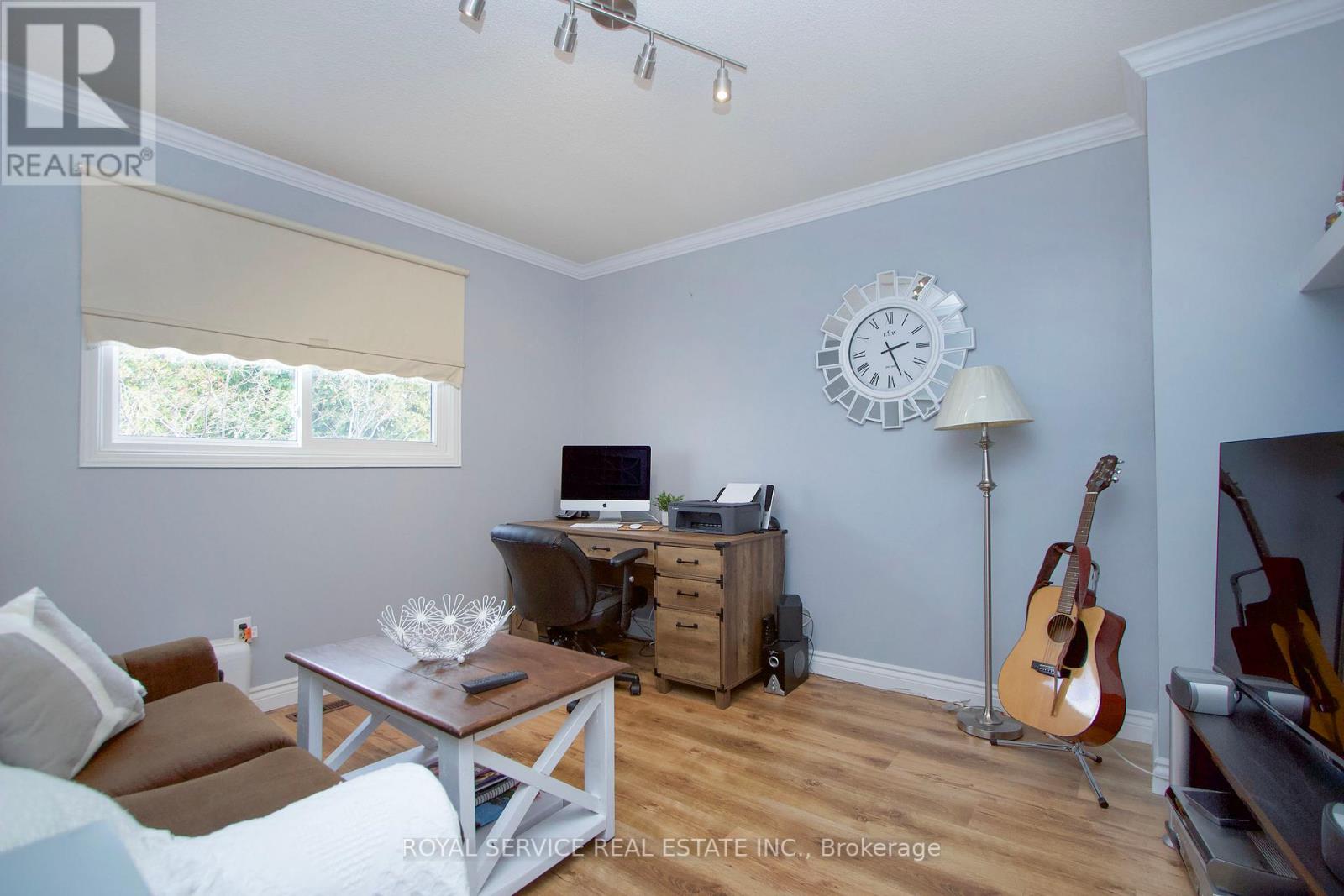 909 KINGSLEY CRT