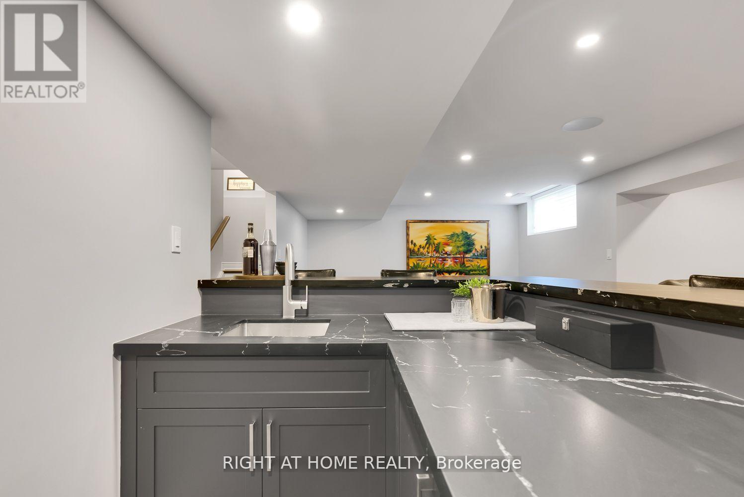 1511 CLEARBROOK DR
