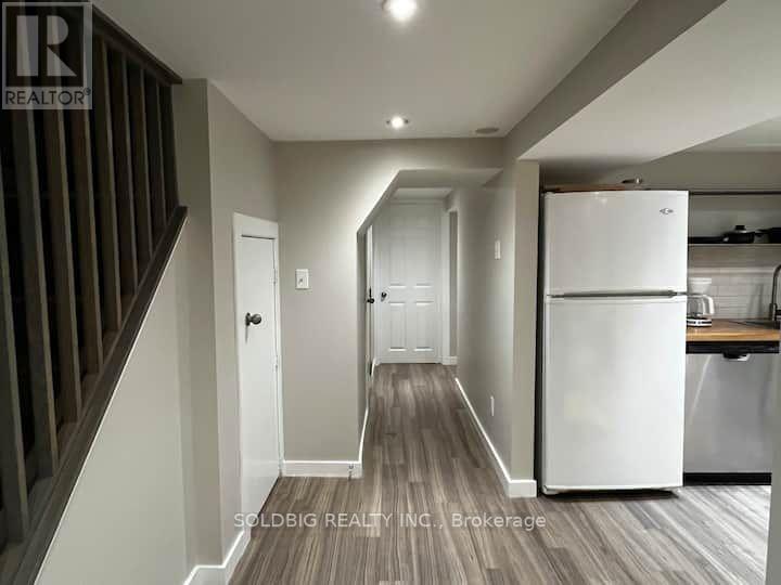 10 BRAMWELL DR
