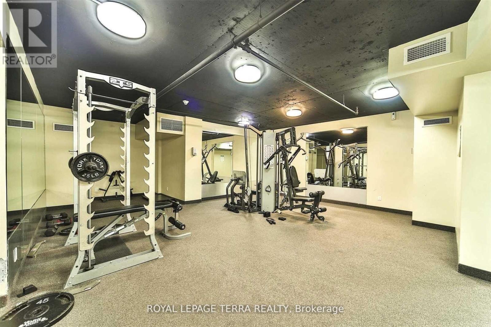 #15E -6 ROSEBANK DR, #15E