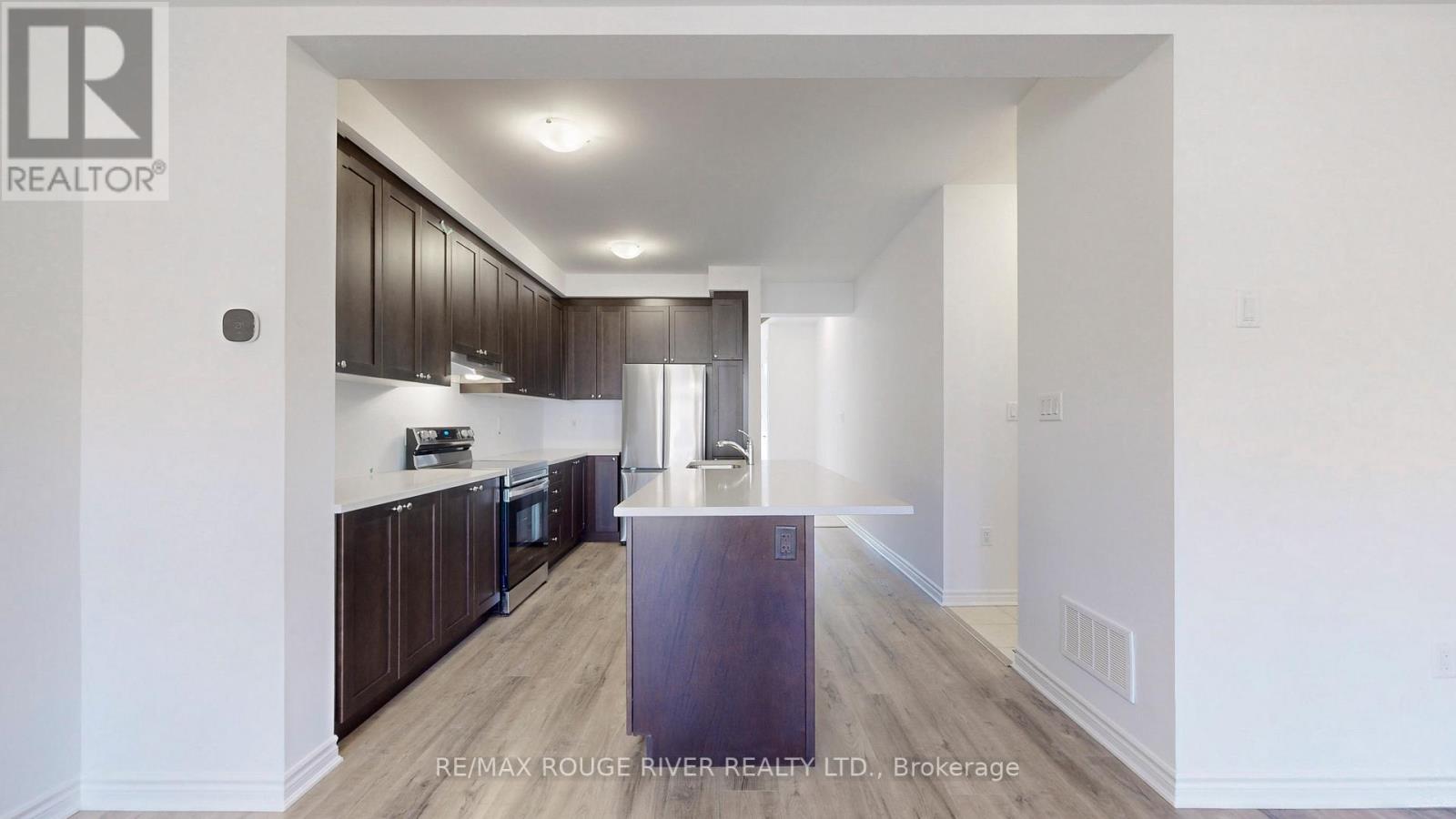 3061 PAPERBIRCH TR