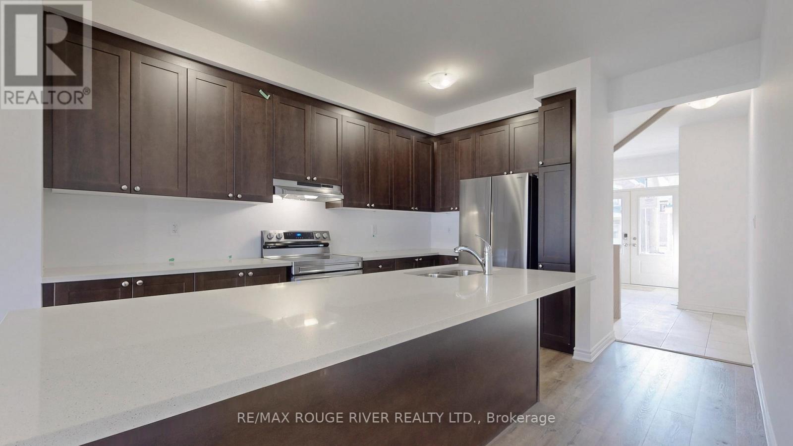 3061 PAPERBIRCH TR