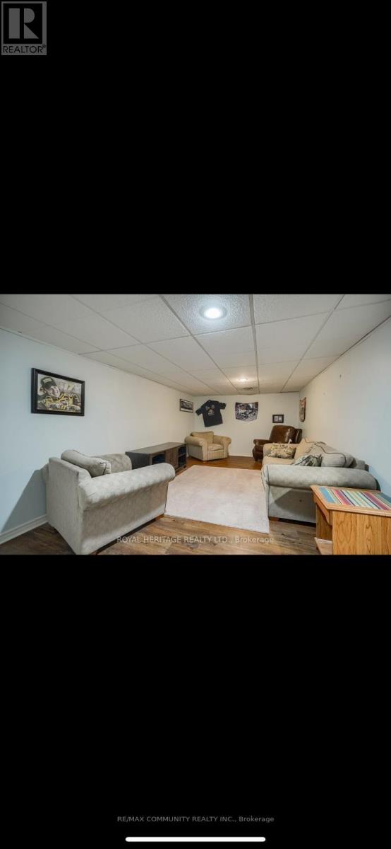 837 SANOK DR