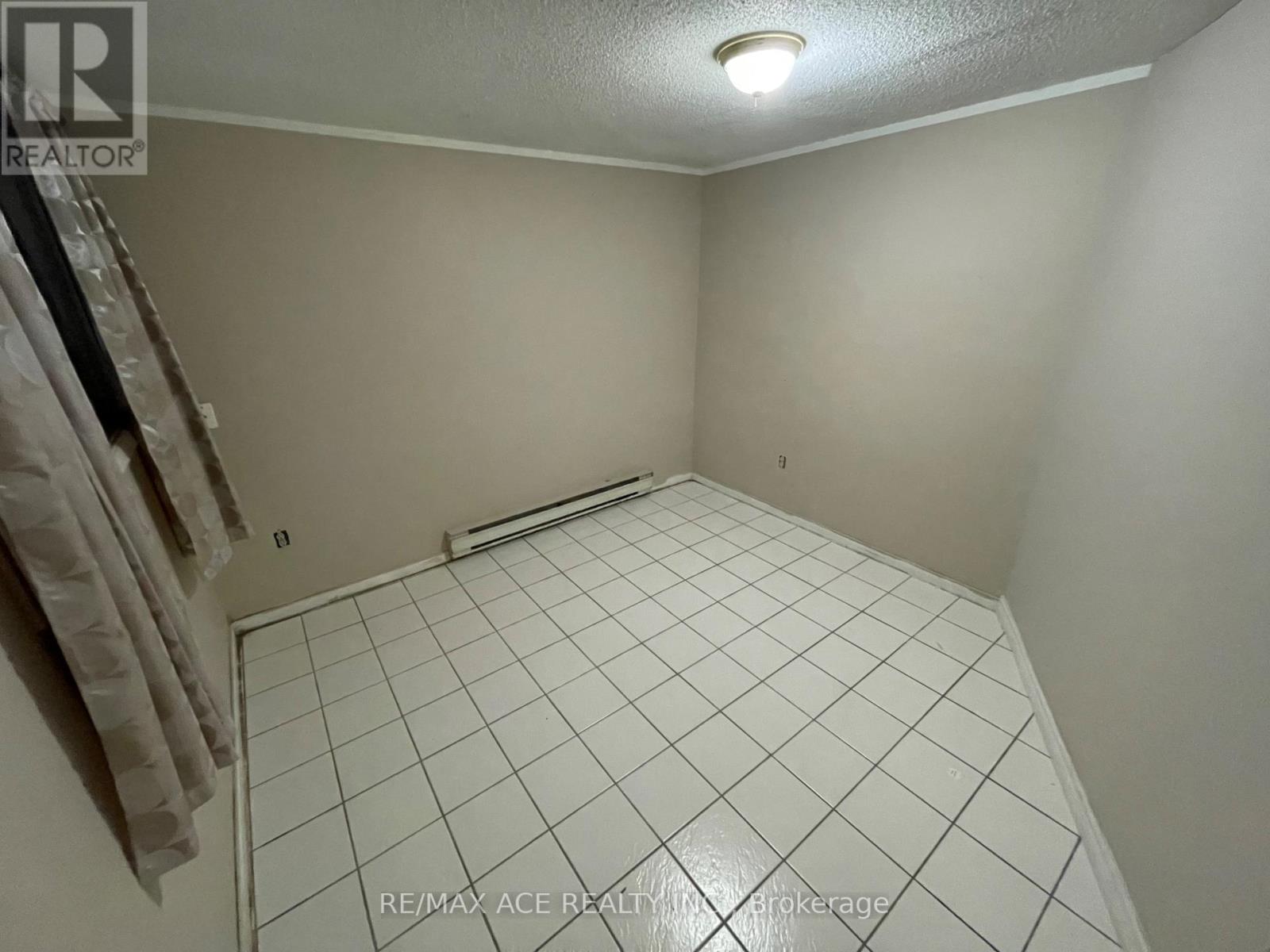 51 MURKAR CRES