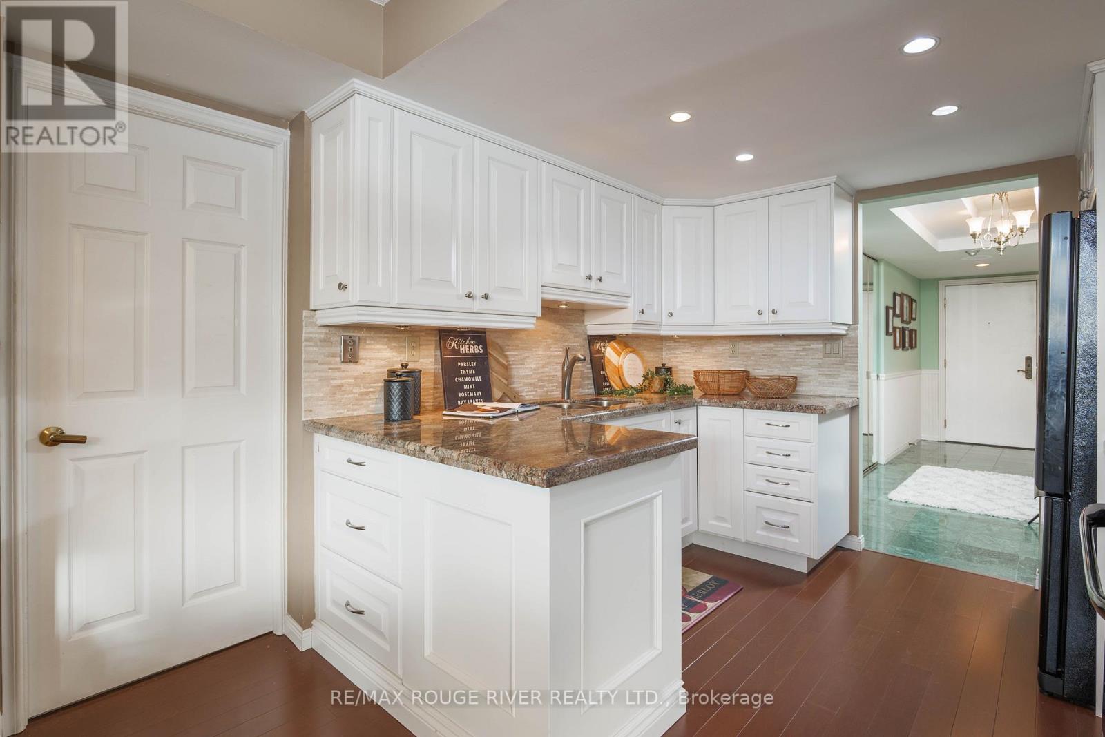 #1206 -900 WILSON RD N, #1206