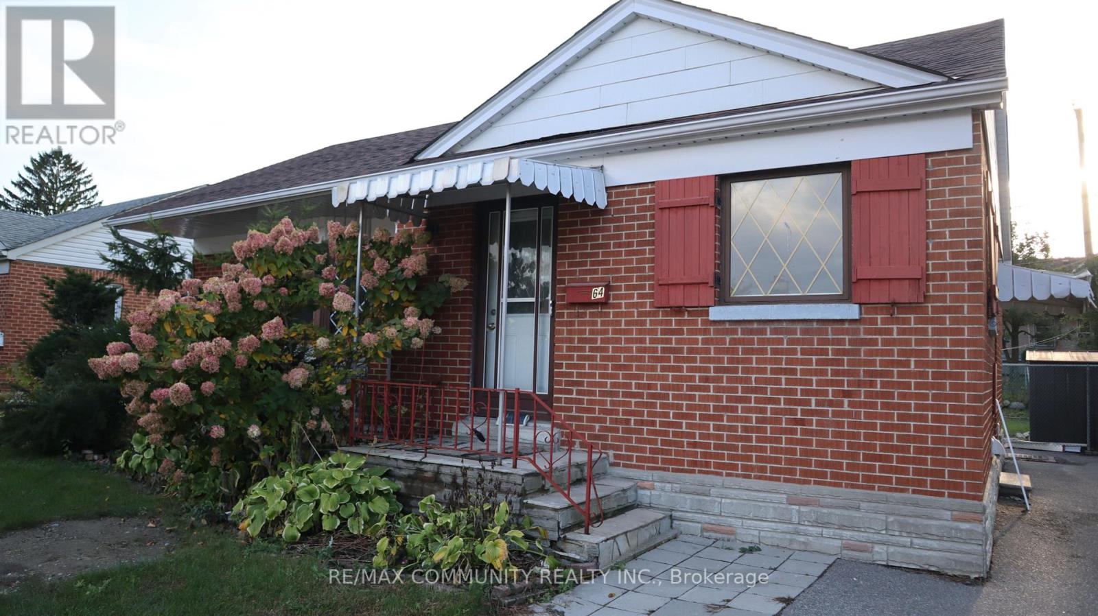 64 ADMIRAL RD