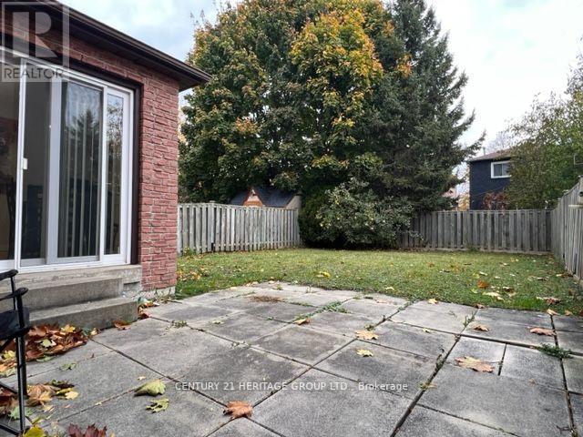63 BARRETT CRES