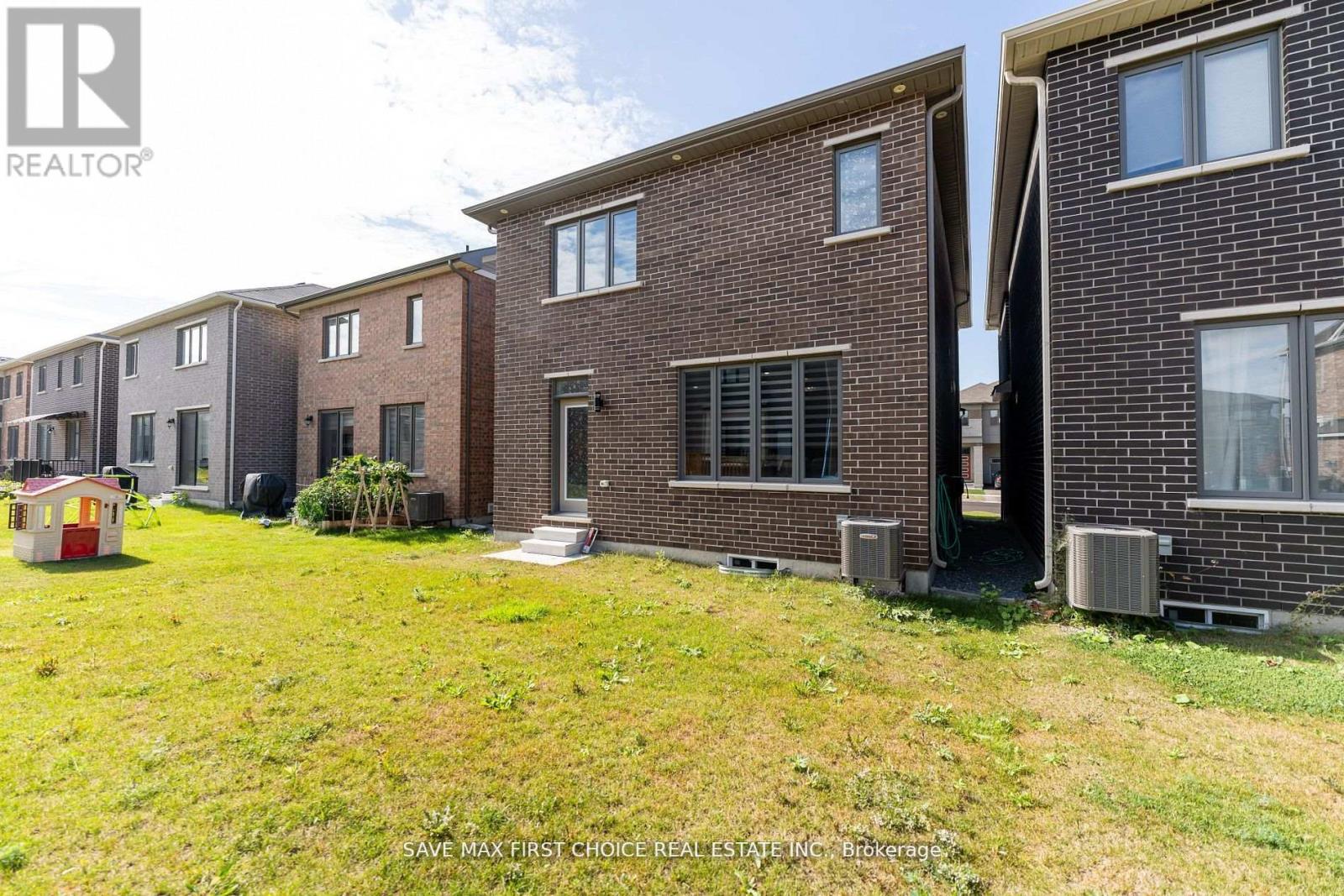 44 BRODEN CRES