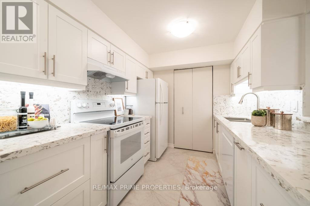 #310 -1890 VALLEY FARM RD, #310